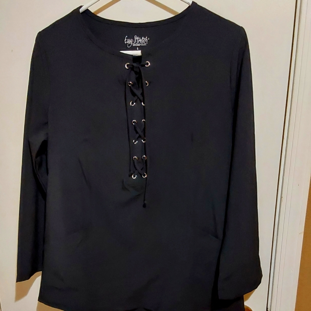 🌺 NEW Easy Stretch Long Sleeved Scrub Top